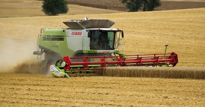 Używany kombajn zbożowy - na co zwrócić uwagę przy oglądaniu