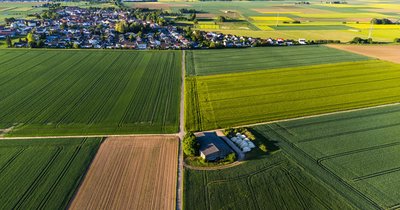Przekazanie gospodarstwa następcy: Prawne aspekty sukcesji